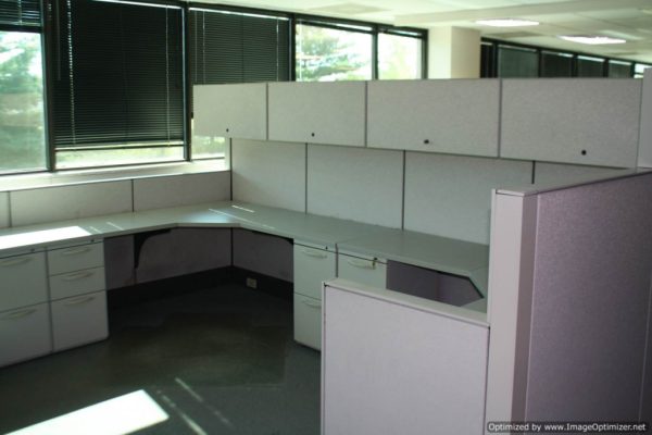 Used Herman Miller SQA Cubicles 6x6 Typical St. Louis Missouri3