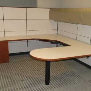 Used Knoll Reff Manager Workstations wMahogany wood and cream fabric Dallas Texas