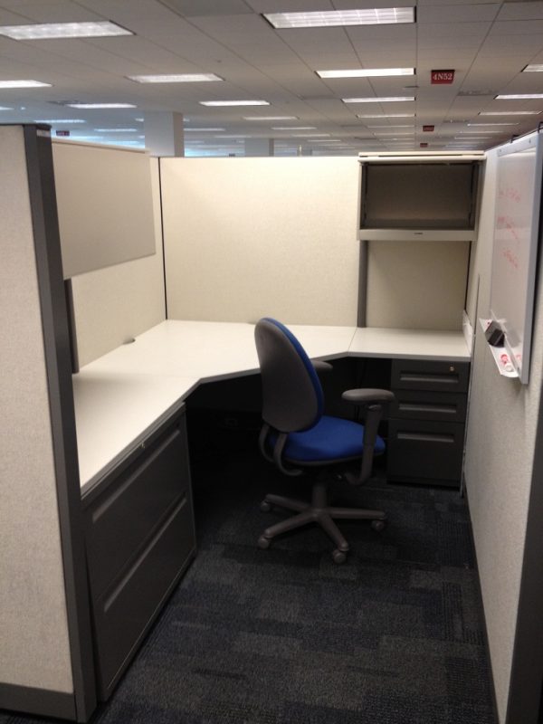 Used Steelcase Answer 6x82