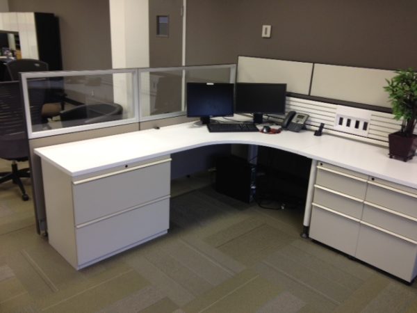 Used Knoll Currents and Morrison Cubicles3