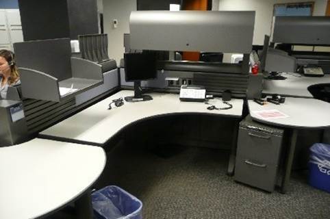 Used Knoll Currents 5x5 cubicles in Serpentine configuration