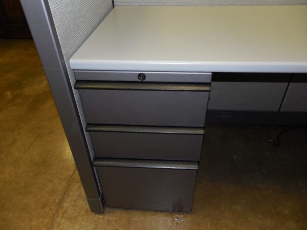 Like New Knoll Morrison Workstations 6X86