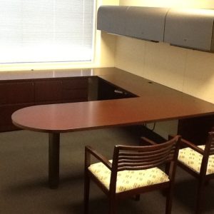 Used Knoll Reff Desk Set