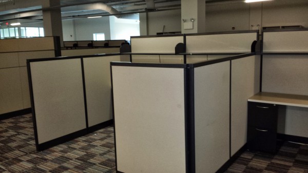 AIS M Wall Used Office Cubicles1