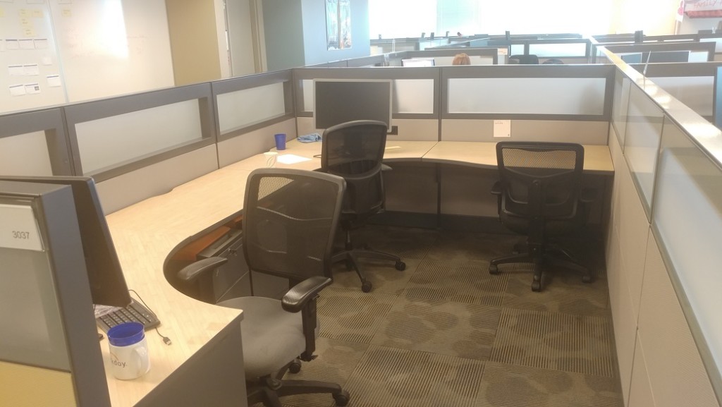 Low Wall Teknion Cubicles | UsedCubicles.com