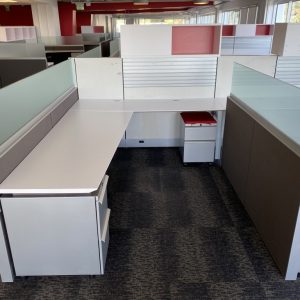 knoll-reff-cubicles-fully-loaded-barely-used