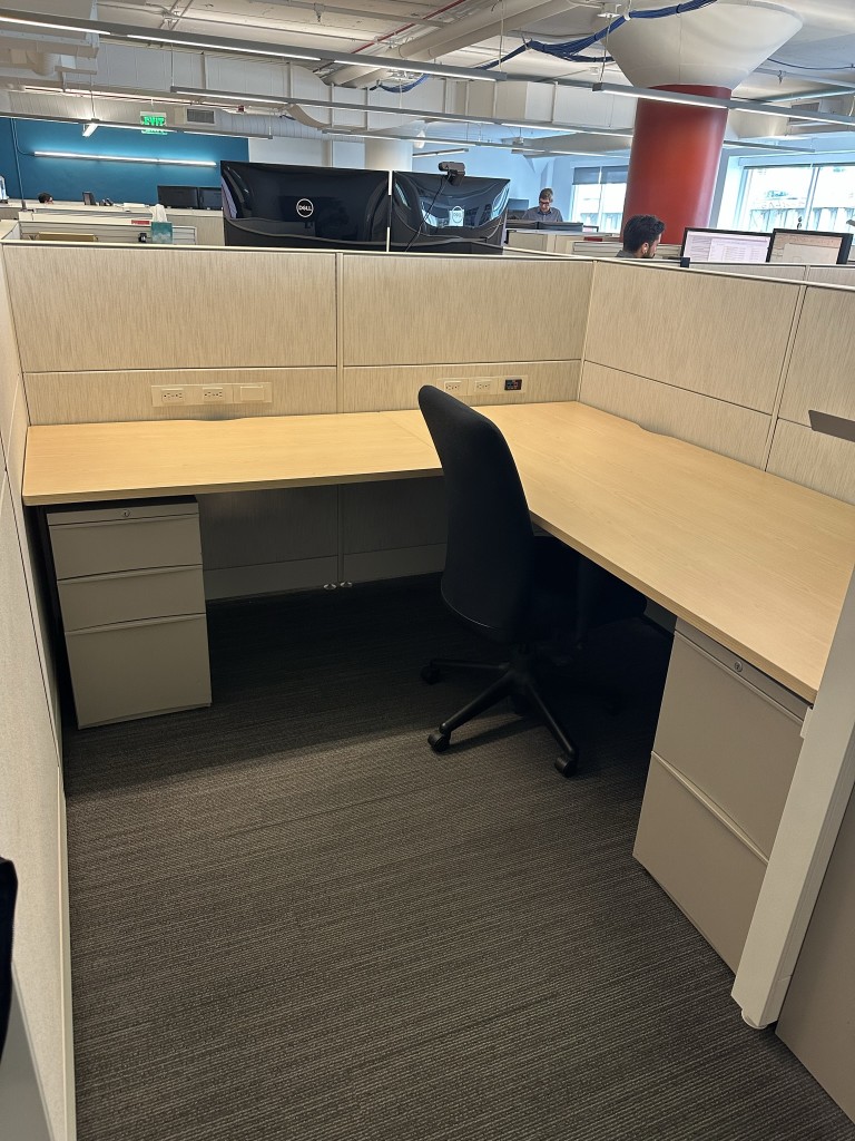 teknion-leverage-cubicles-for-sale-like-new