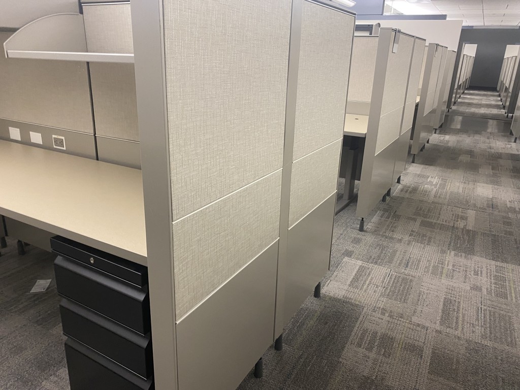 high-end-herman-miller-canvas-cubicles-numerous-sizes-available
