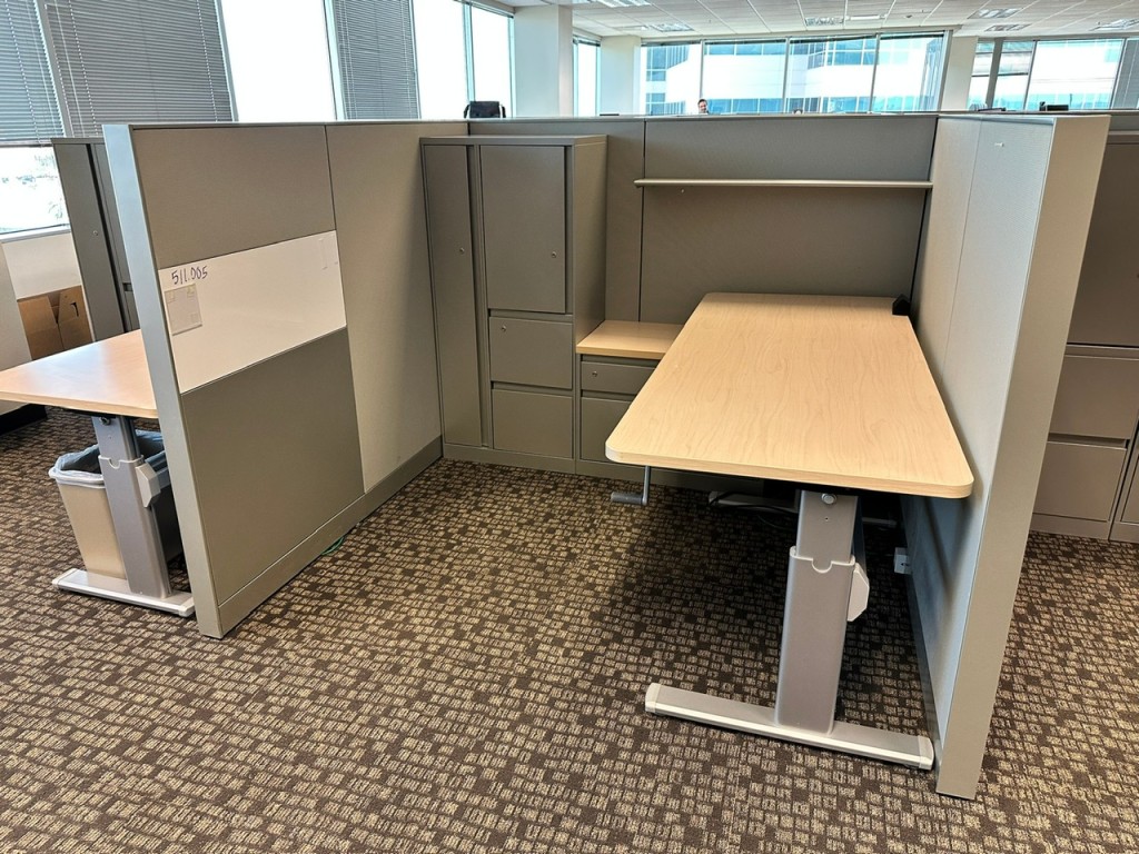 steelcase-answer-sit-stand-cubicles
