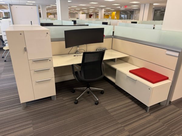teknion-district-cubicles-8x6-free-task-chair-included